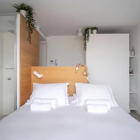 Hotel La Reine Jane 3*