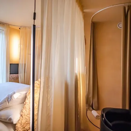 Hotel La Reine Jane Hyeres