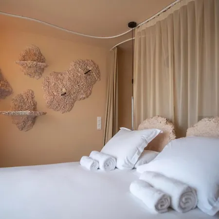 Hotel La Reine Jane Hyeres