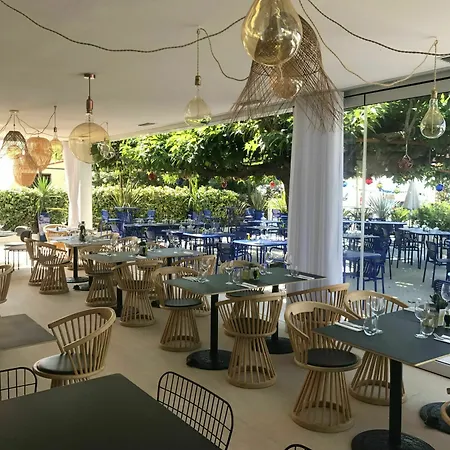 Hotel La Reine Jane Hyères