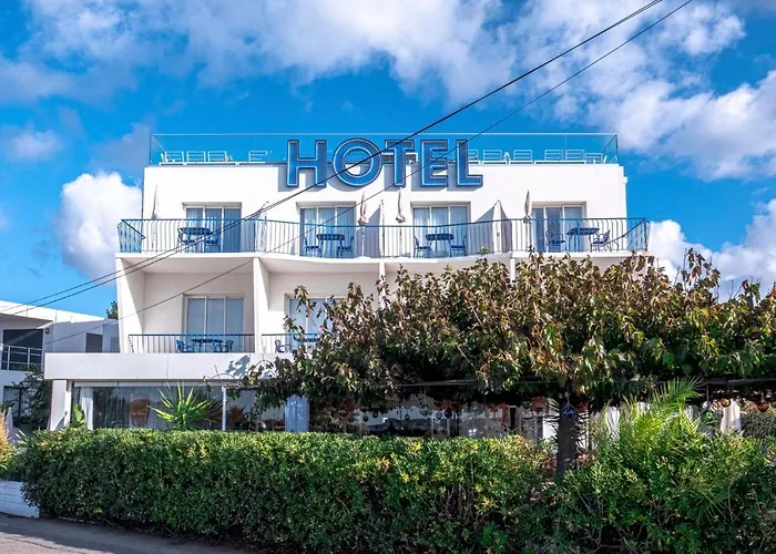 Hotell La Reine Jane 3*