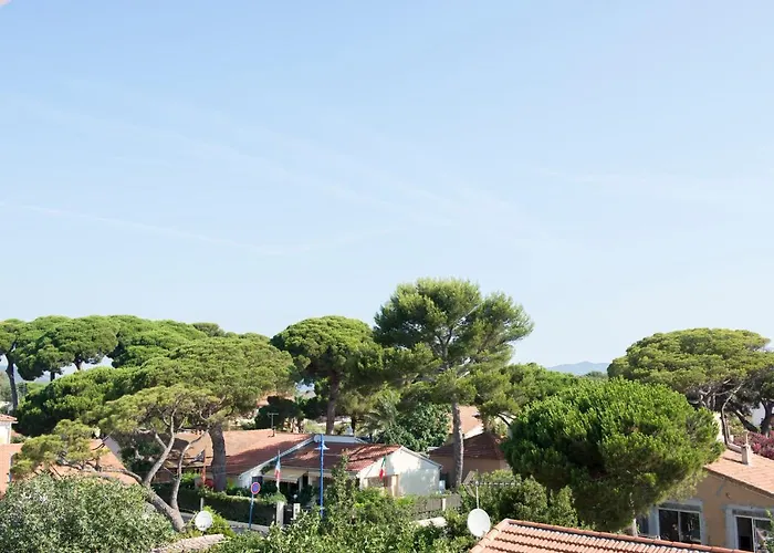 Hotell La Reine Jane Hyères