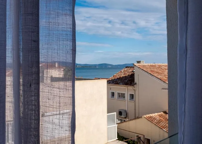 La Reine Jane Hotel 3*