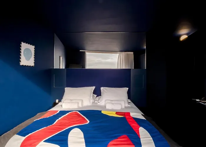 La Reine Jane Hotell