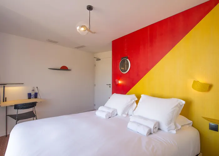 Hotel La Reine Jane 3*