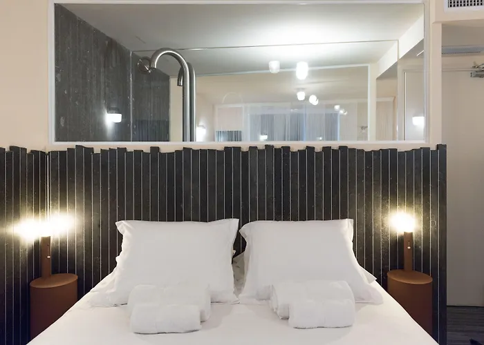 La Reine Jane Hotell 3*